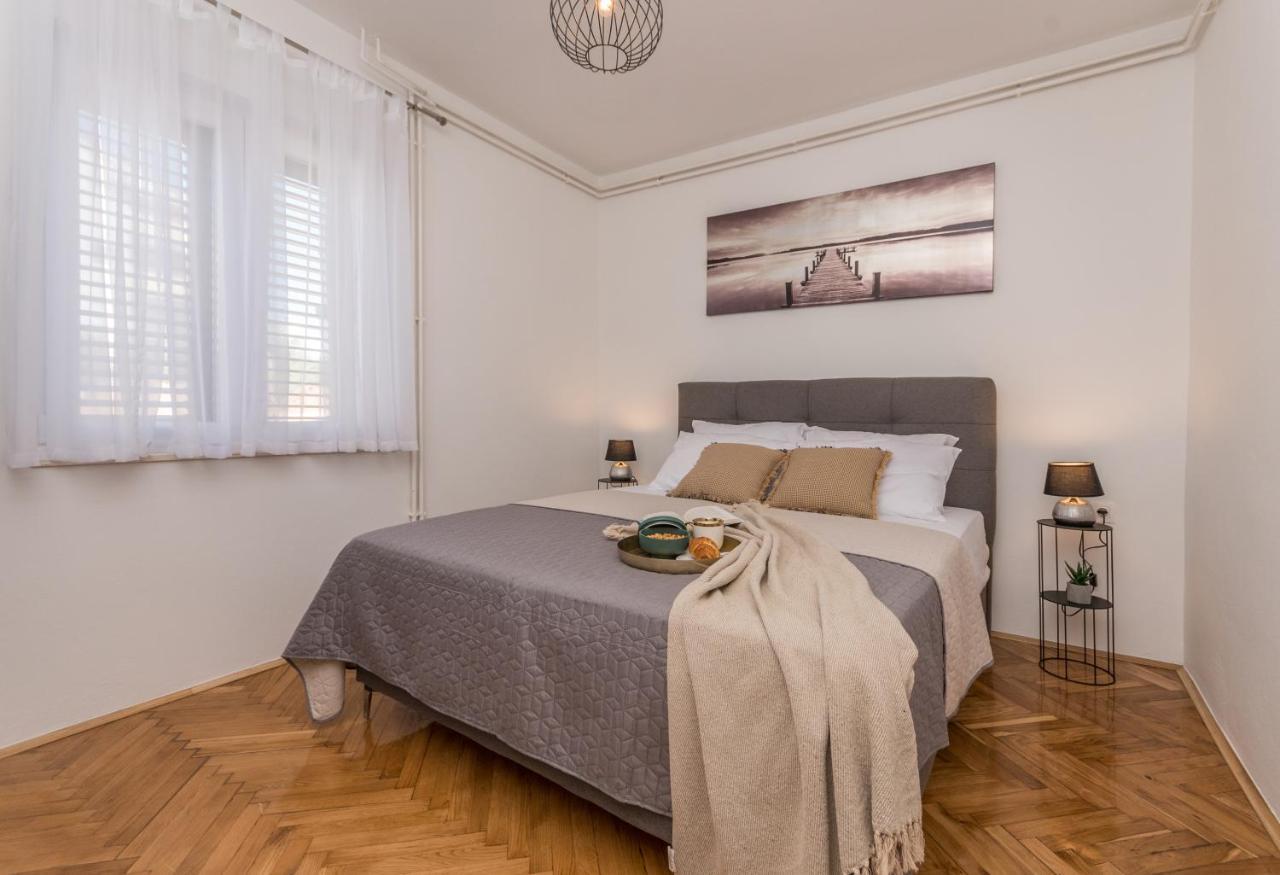 Apartmani A&M 比奥格勒·纳·莫鲁 外观 照片
