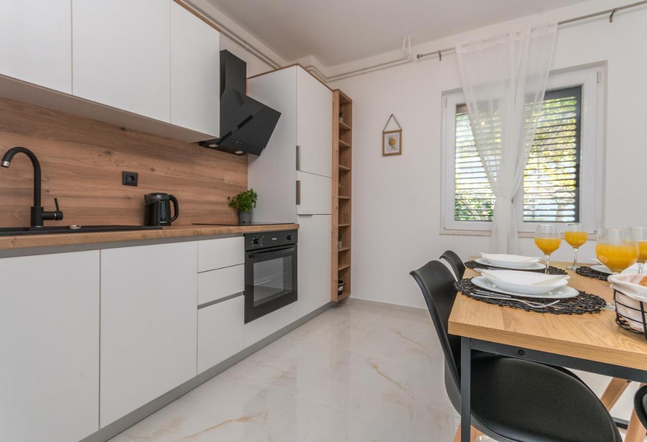 Apartmani A&M 比奥格勒·纳·莫鲁 外观 照片