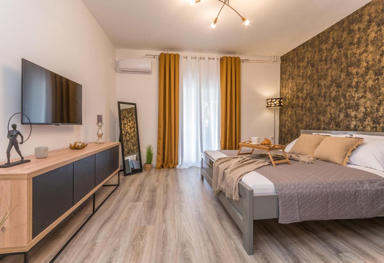 Apartmani A&M 比奥格勒·纳·莫鲁 外观 照片